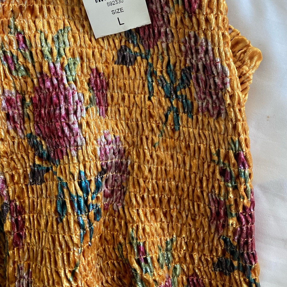 Crop tank top it beautiful - Picture 2 of 6